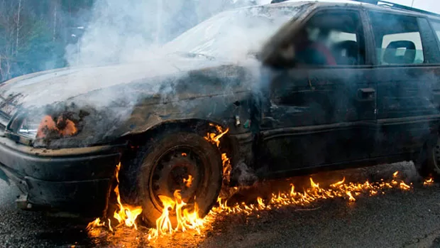 Incendiu la o mașină în Vișina