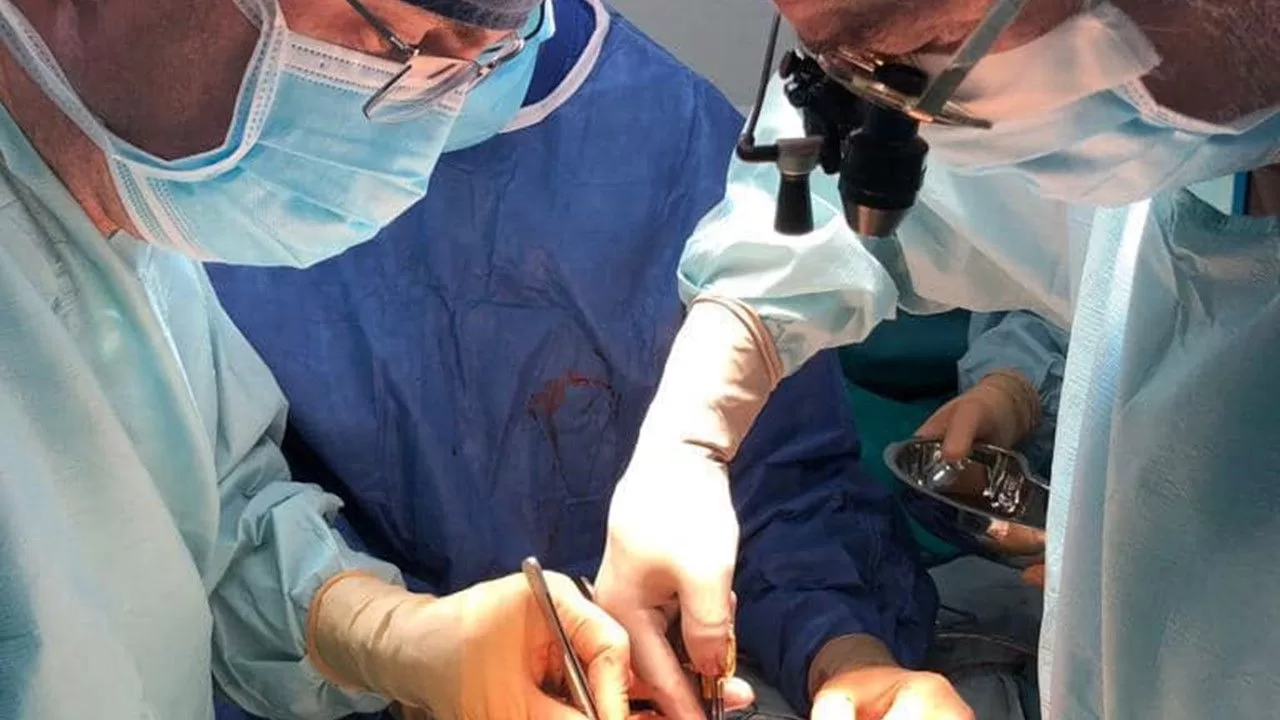 MIRACOL LA TÂRGU MUREȘ! Fetiță de 10 ani salvată prin transplant de cord după un an de agonie – Operația care i-a dat o nouă șansă la viață