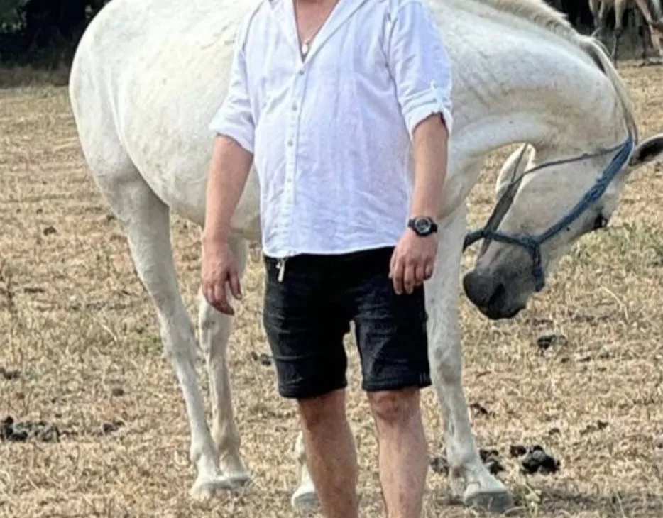 Patron de local lovit brutal de cal – În stare critică la terapie intensivă