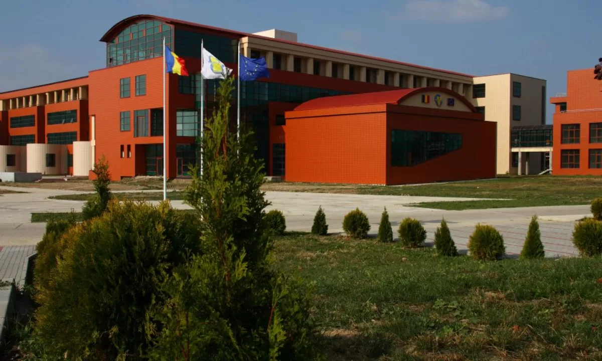 Transformă- cariera: Admitere 2025 la Universitatea Valahia Târgoviște