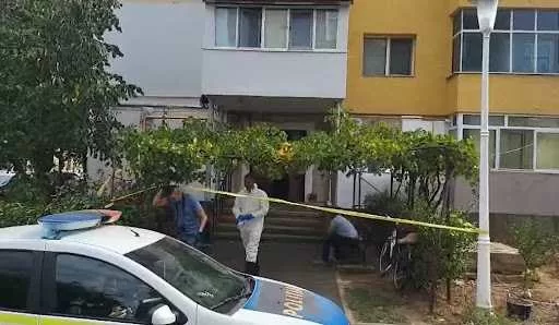 💔 Tragedie Cutremurătoare: Mamă și Fiul de 7 Ani, Găsiți Morți în Casă