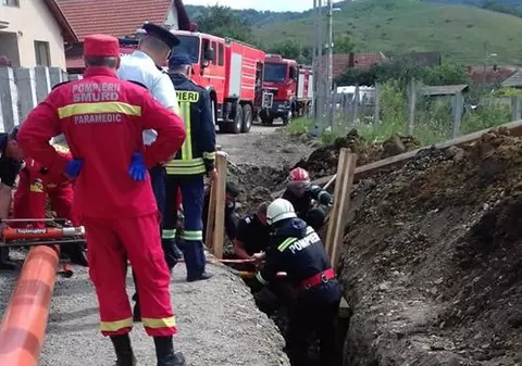 Muncitorul de la Vulcana Bai a murit îngropat de un mal de pământ