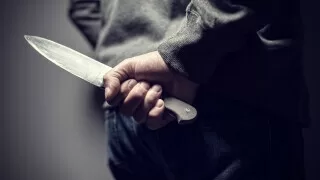 Farmacistă înjunghiată de partenerul de viață: femeia se află la spital după atacul violent