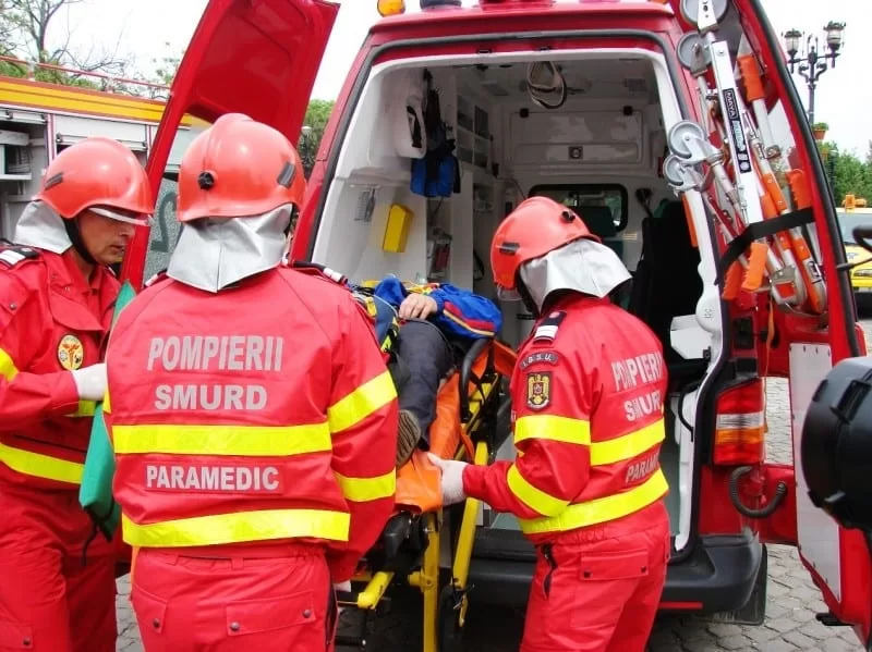 Coliziune violentă la Viișoara: șofer grav rănit pe DN 72
