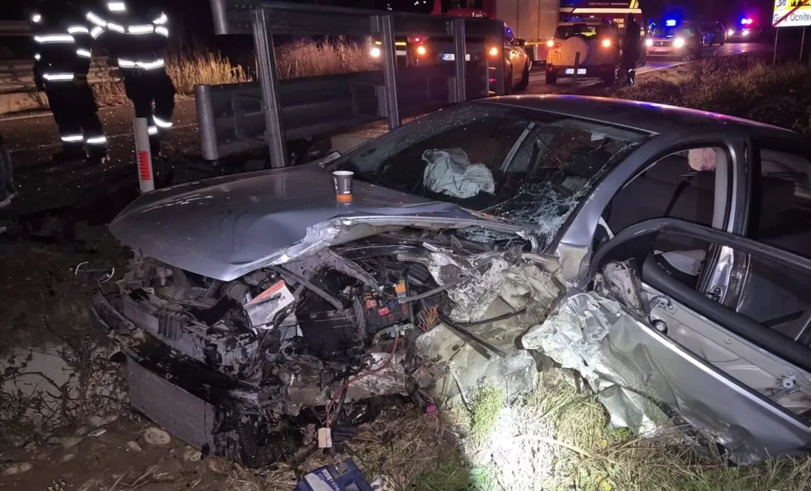 Tragedie pe șosea în Gura Ocniței: 5 mașini distruse, 4 oameni la spital! 😢🛑