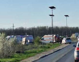 Impact violent pe DN71: Un bărbat a ajuns la spital după o coliziune în Cornățelu!
