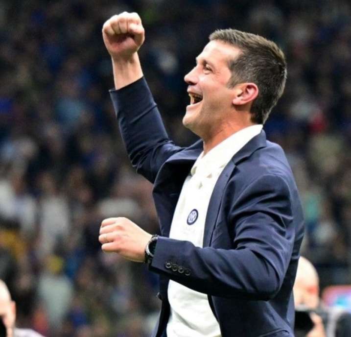 REGELE ROMÂN DIN MILANO! Cristian Chivu scrie istorie: CAMPION în Serie A cu Inter! 🇮🇹