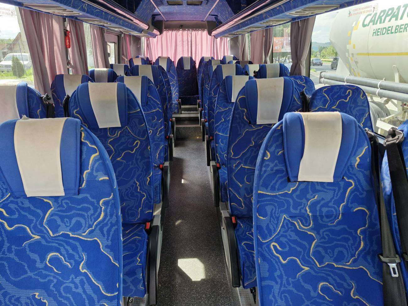 Autocar modern în Moroeni: CJ Dâmbovița sprijină transportul elevilor și activitățile locale