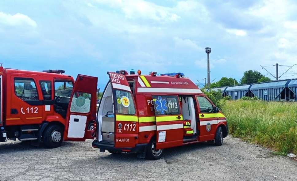 Tragedie de Ziua Copilului: Un băiat de 12 ani s-a electrocutat pe un vagon de tren!
