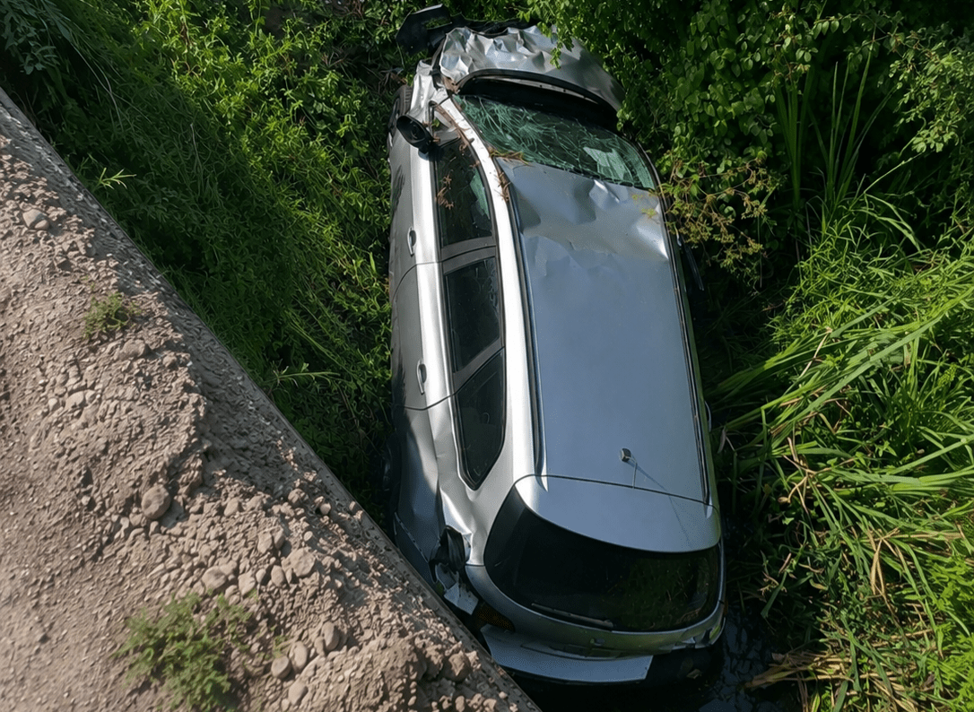 Accident grav pe DN 72: O șoferiță și doi copii mici au ajuns la spital după un impact violent!