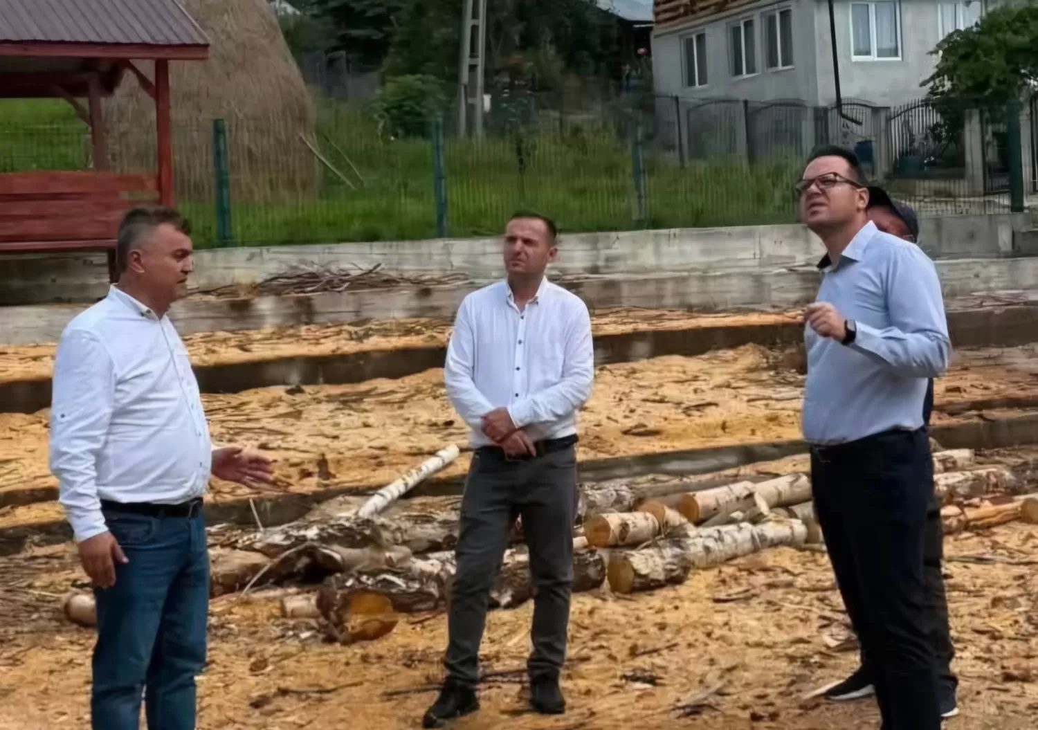 Ultimatum la școala din Râu Alb: acoperiș spart de 2 ani, verificări masive în Dâmbovița!