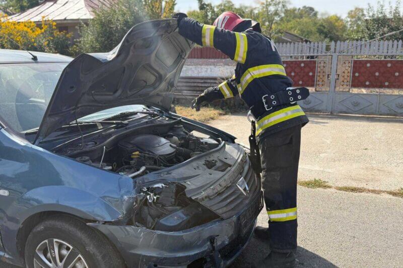 Accident groaznic în Giurgiu! Microbuz școlar lovit, copil spulberat pe margine