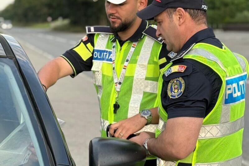 Fals incredibil la controlul rutier: A prezentat polițiștilor un permis cumpărat din Ucraina!