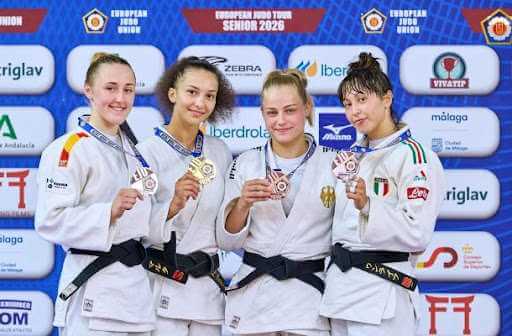 România strălucește în Europa! Aur și argint la judo pentru Luciana Catană și Roxana Vișa!